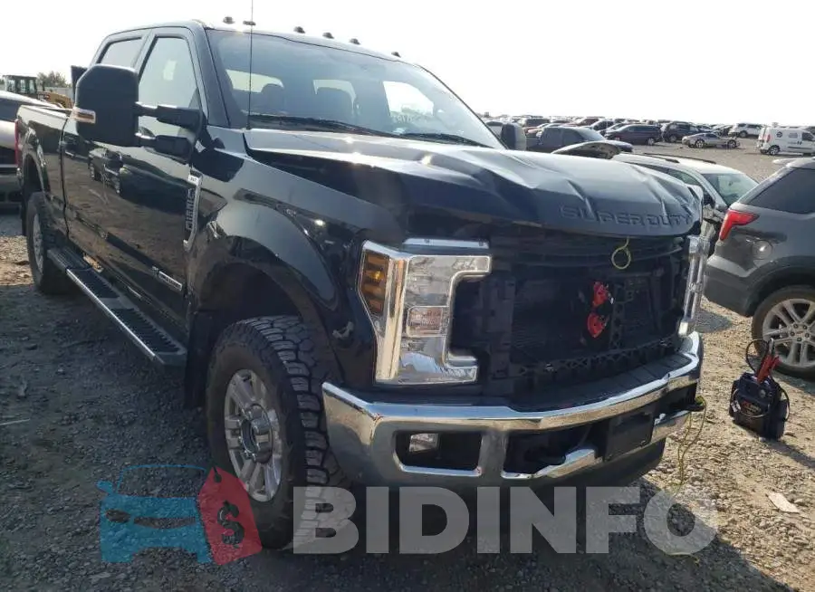 1FT7W2BT3JEB25742 Photo# 9
