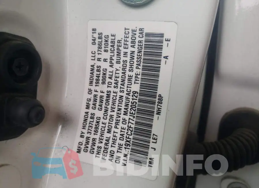 19XFC2F77JE205129 Photo# 10