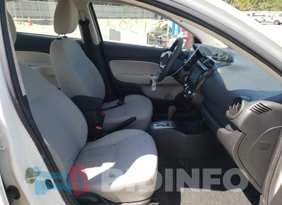ML32F3FJ8KHF05769 Photo# 5
