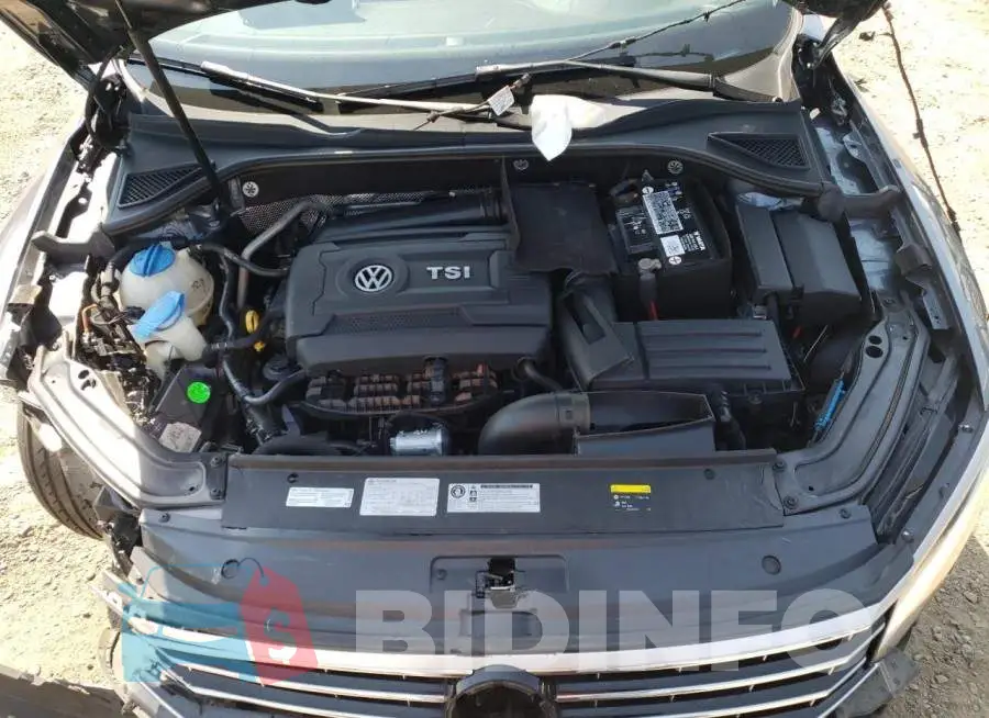 1VWGT7A3XHC004717 Photo# 7