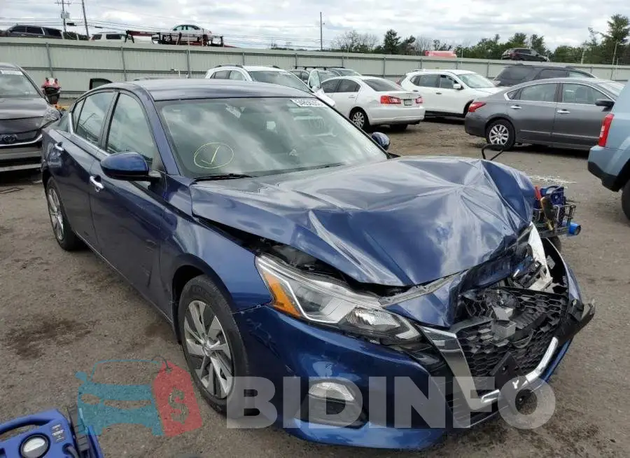 1N4BL4BV1KC143174 Photo# 1