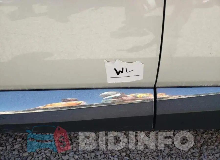 5N1AZ2MG6JN131267 Photo# 9