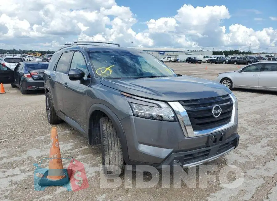 5N1DR3CB5NC225845 Photo# 1