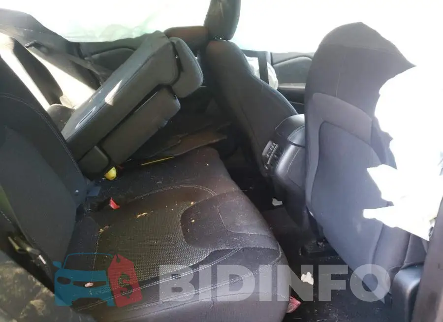 1C4PJLCB5KD223382 Photo# 6
