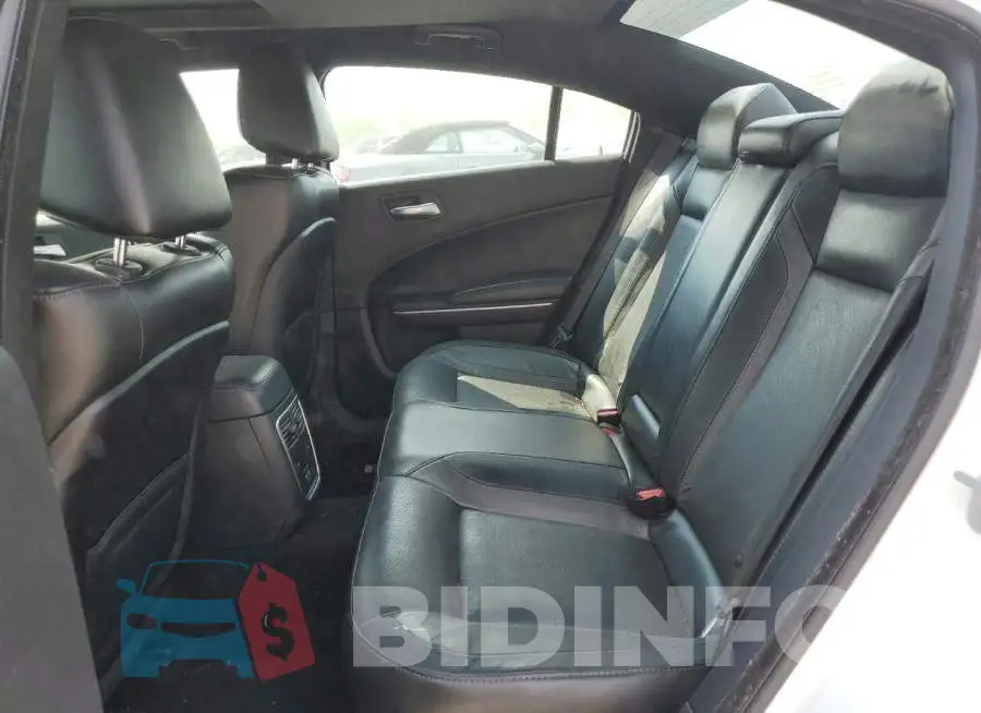 2C3CDXBG1KH660992 Photo# 6