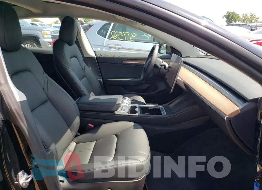 5YJ3E1EB2NF172845 Photo# 5