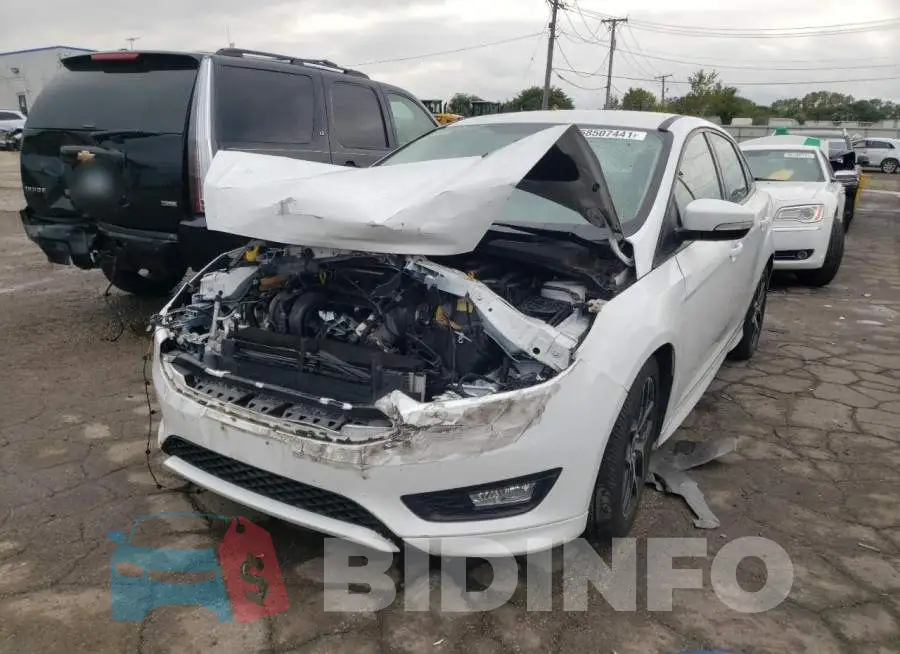 1FADP3F26GL403194 Photo# 2