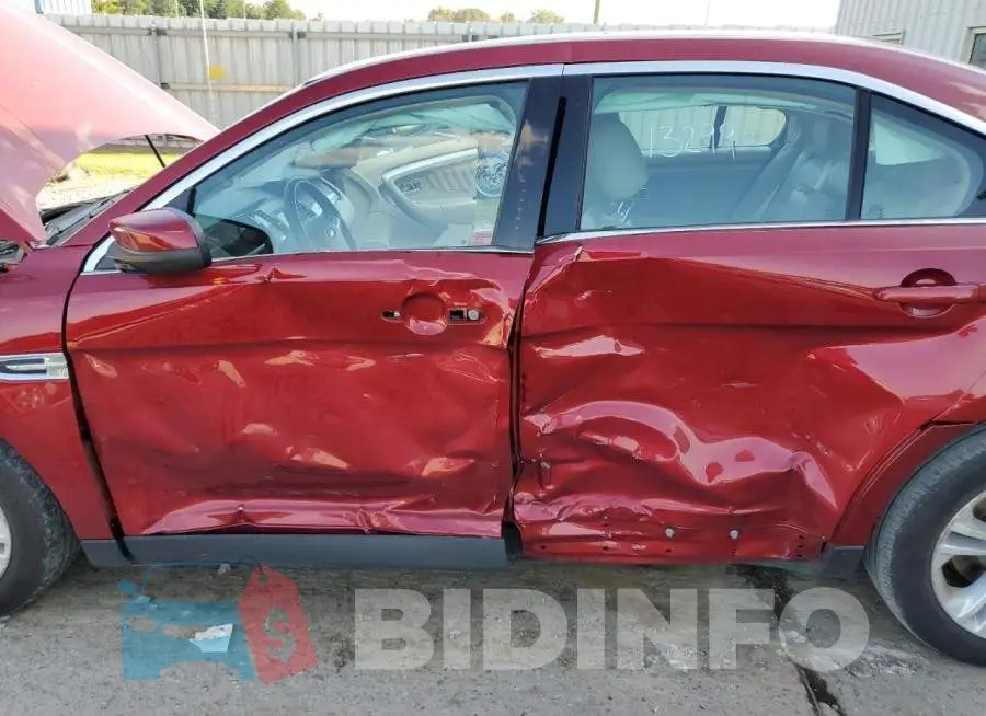 1FAHP2E85JG136227 Photo# 10