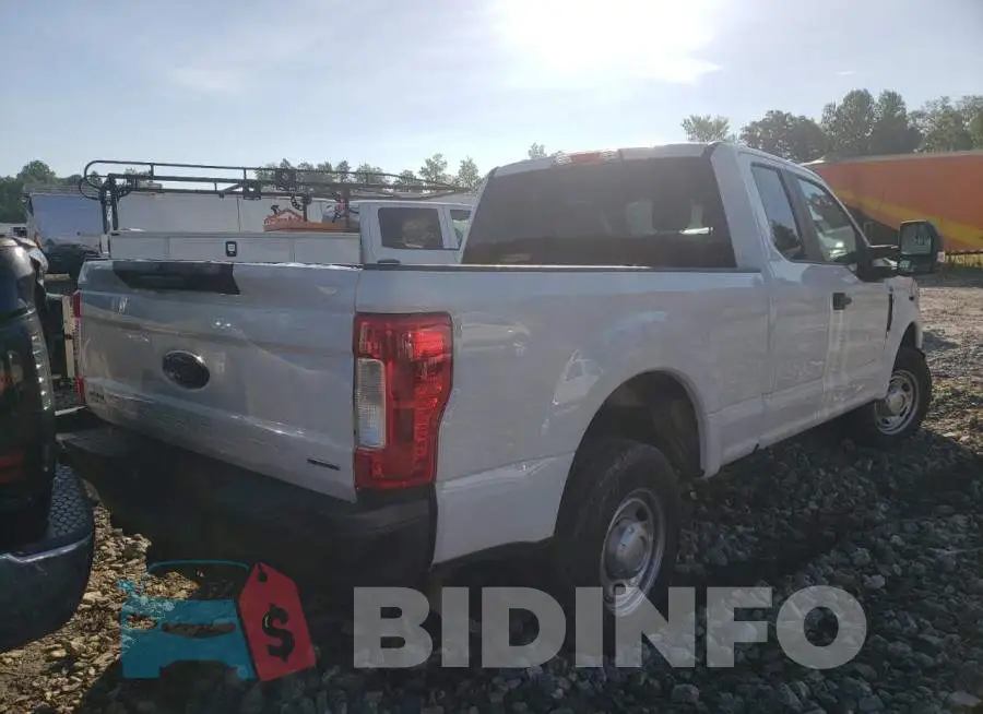 1FT7X2A62KED40717 Photo# 4