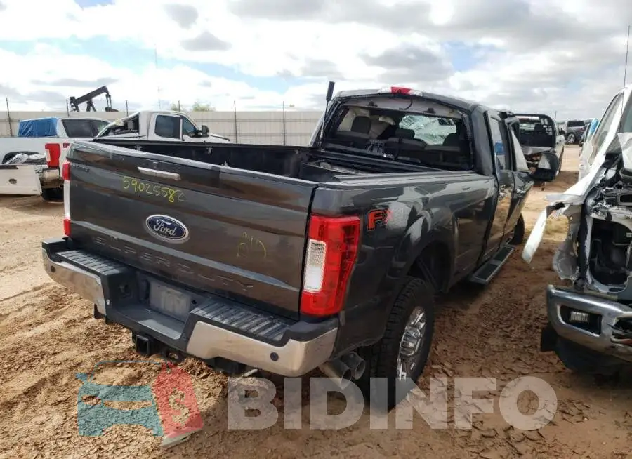 1FT8W3BT1JEB28522 Photo# 4