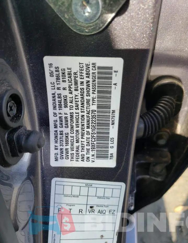 19XFC2F51GE223570 Photo# 10