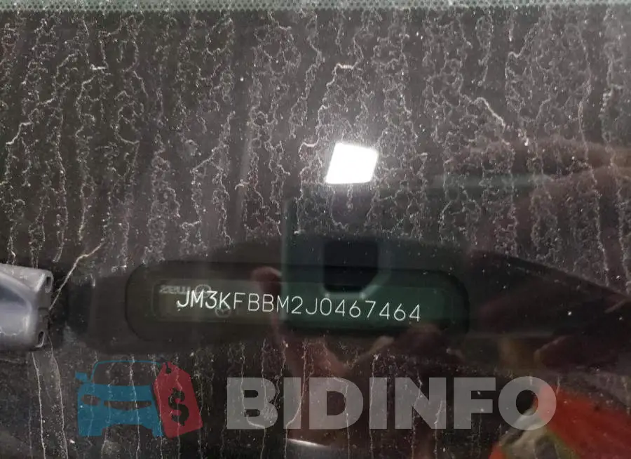 JM3KFBBM2J0467464 Photo# 10