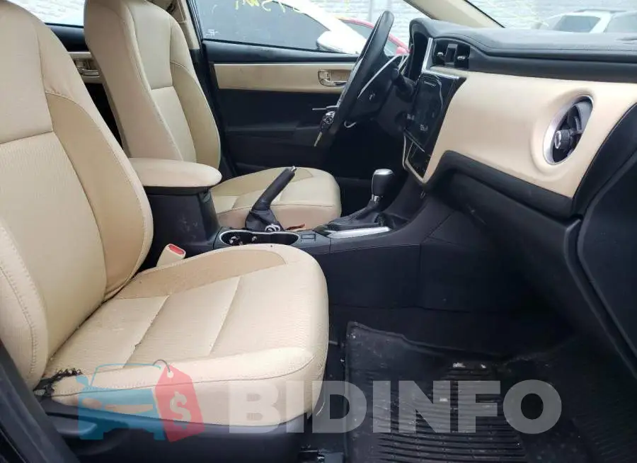 2T1BURHE5JC011987 Photo# 5