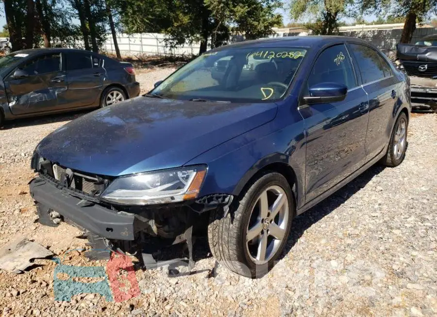 3VW2B7AJ9HM226613 Photo# 2