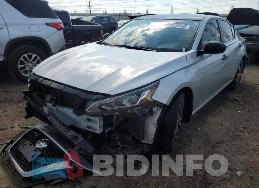 1N4BL4CV3LC232082 Photo# 2