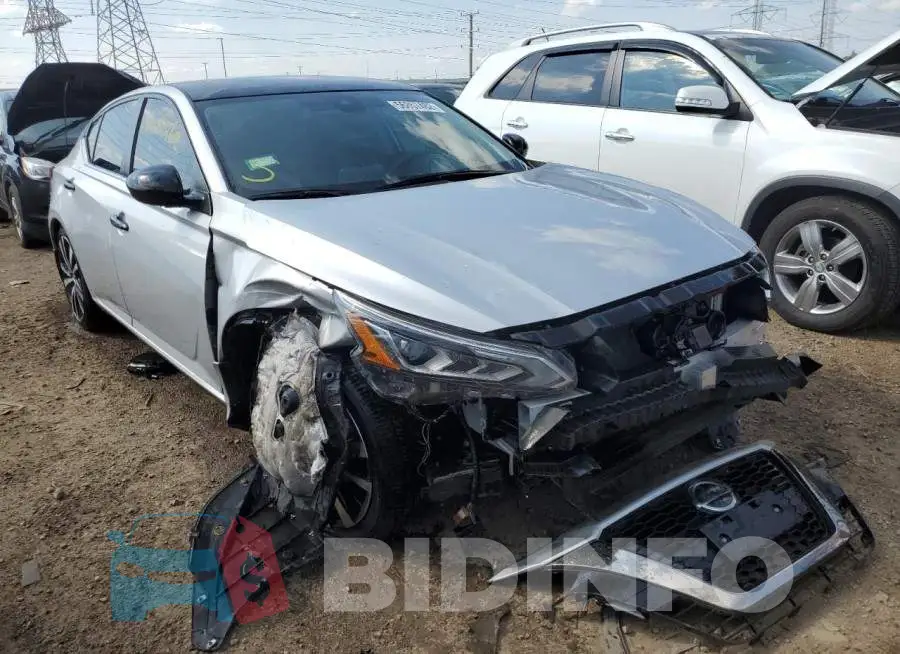 1N4BL4CV3LC232082 Photo# 1