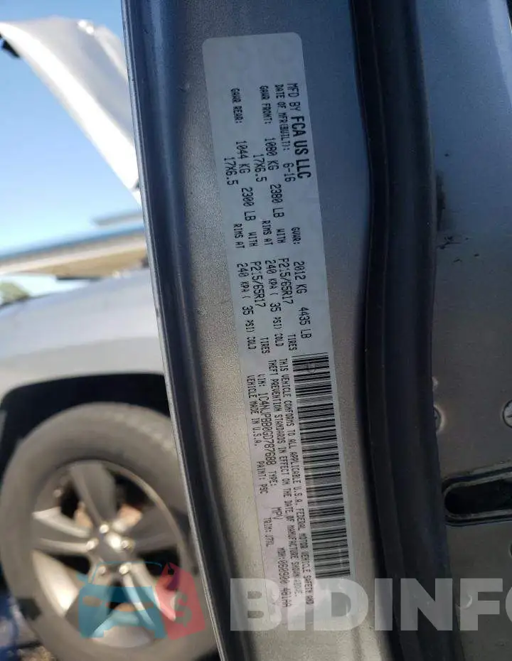 1C4NJPBB0GD787688 Photo# 10