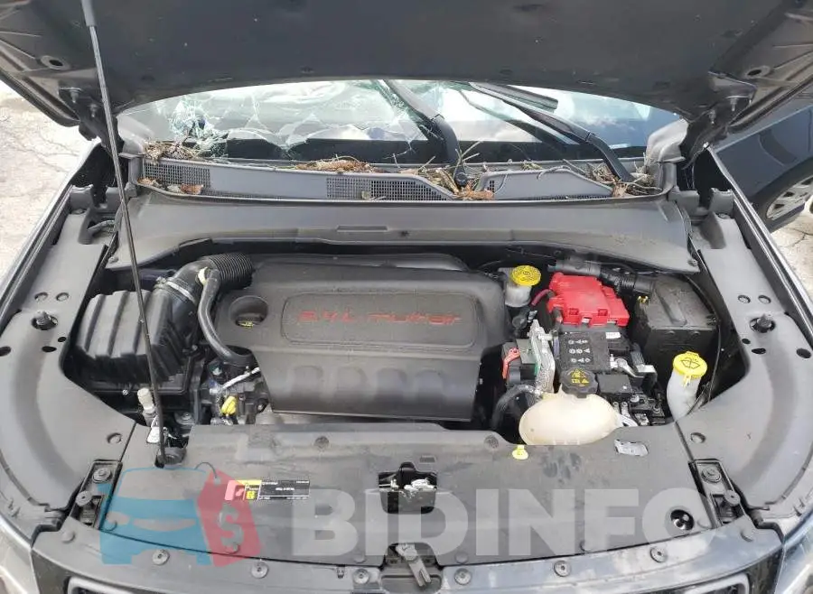 3C4NJDDB2LT106821 Photo# 7