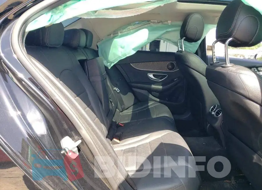 WDDWF4JB9GR138115 Photo# 6