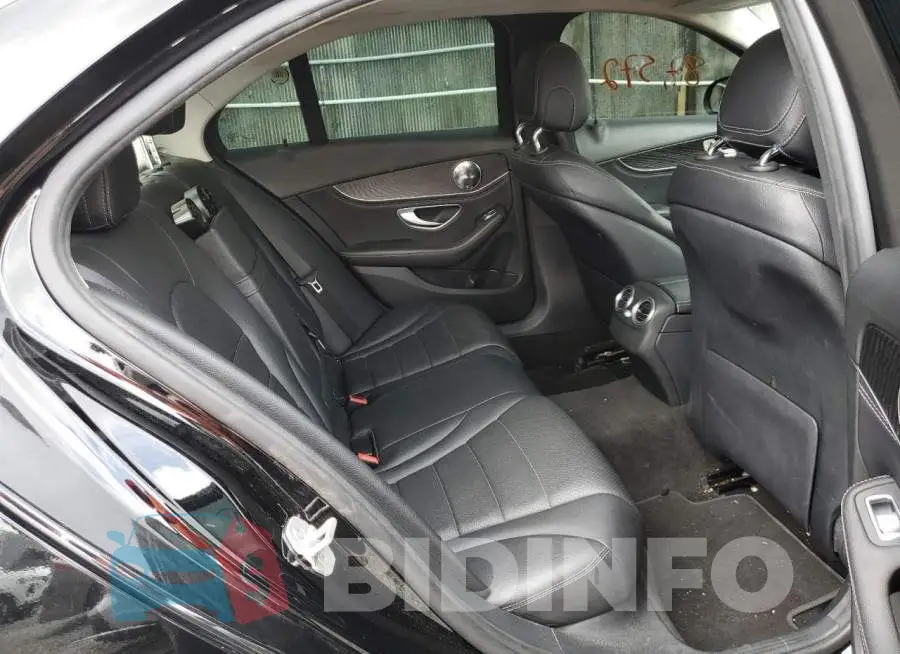 WDDWF4KB5GR135839 Photo# 6