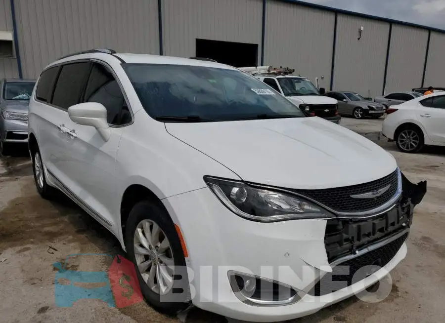 2C4RC1BG2JR101143 Photo# 1