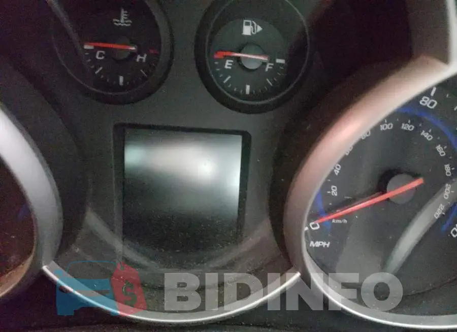 1G1PE5SB4G7142132 Photo# 8