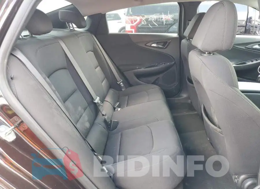1G1ZG5STXLF147542 Photo# 6