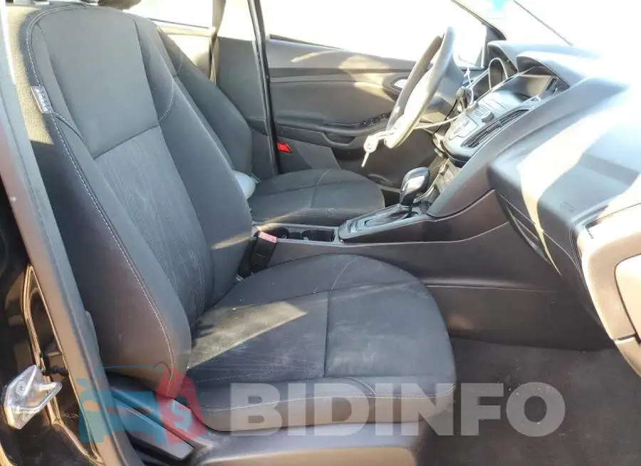 1FADP3F29JL310113 Photo# 5