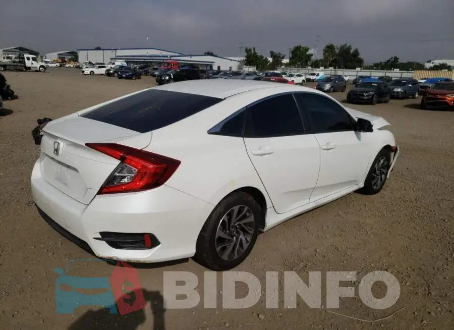 19XFC2F77GE211764 Photo# 4