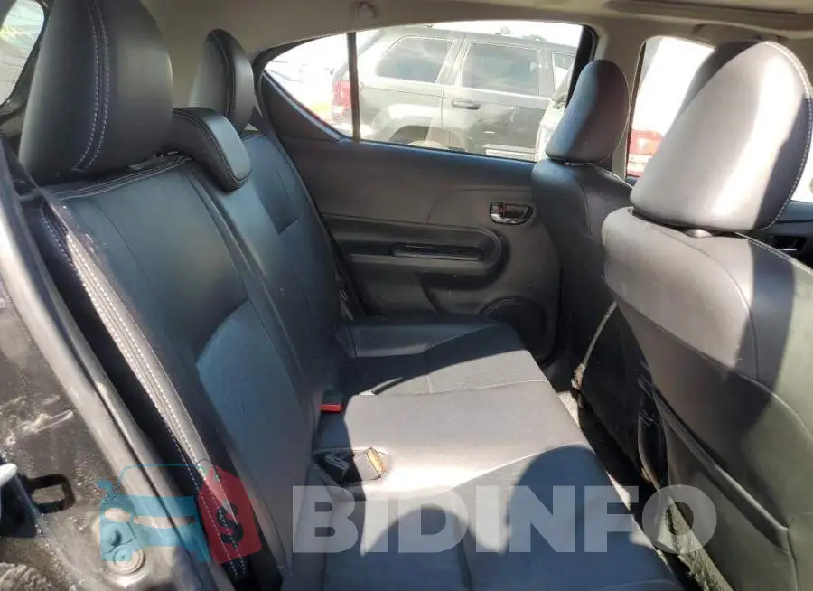 JTDKDTB37H1592282 Photo# 6