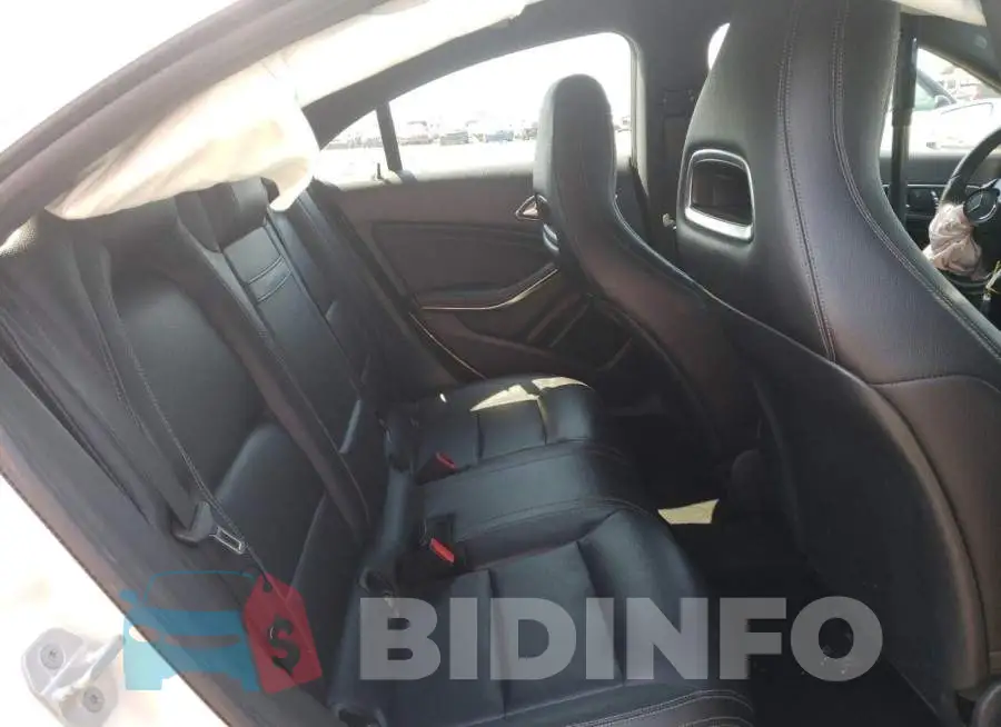 WDDSJ4EB3JN604854 Photo# 6