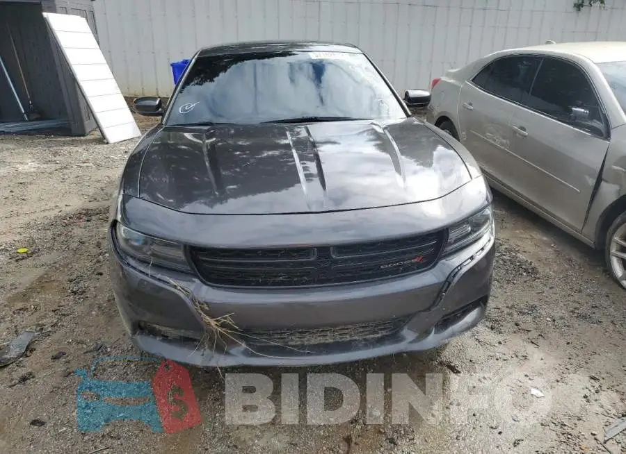 2C3CDXBG7KH710049 Photo# 9