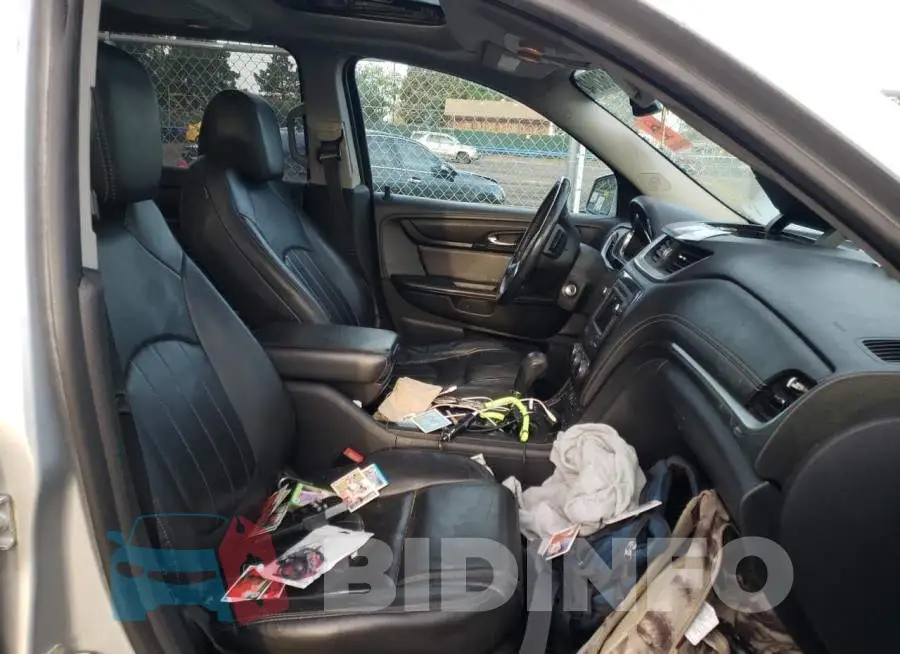 1GNKVJKD2GJ181047 Photo# 5