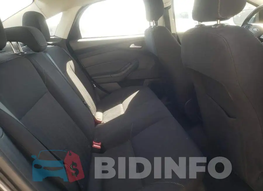 1FADP3FE3JL270976 Photo# 6