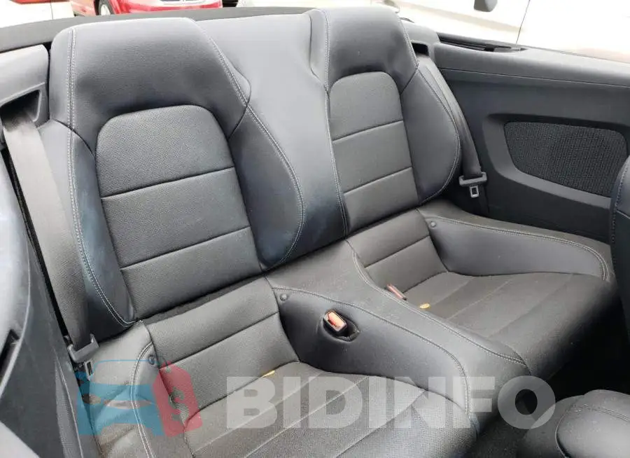 1FATP8UD2M5113564 Photo# 6