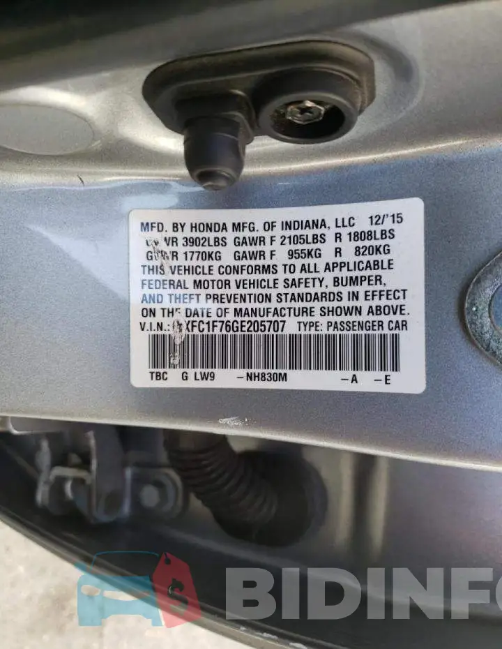 19XFC1F76GE205707 Photo# 10