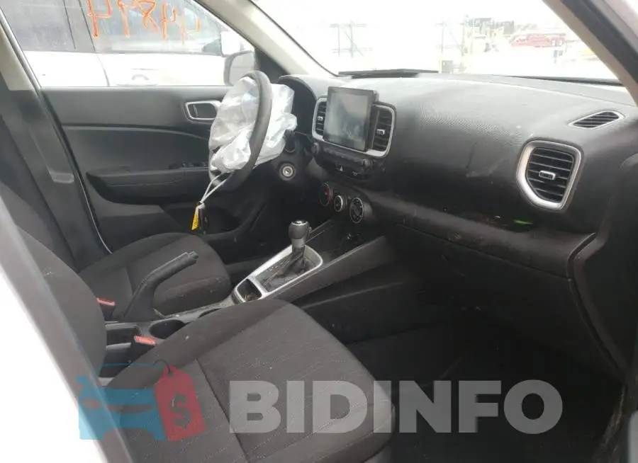 KMHRB8A3XLU026140 Photo# 5