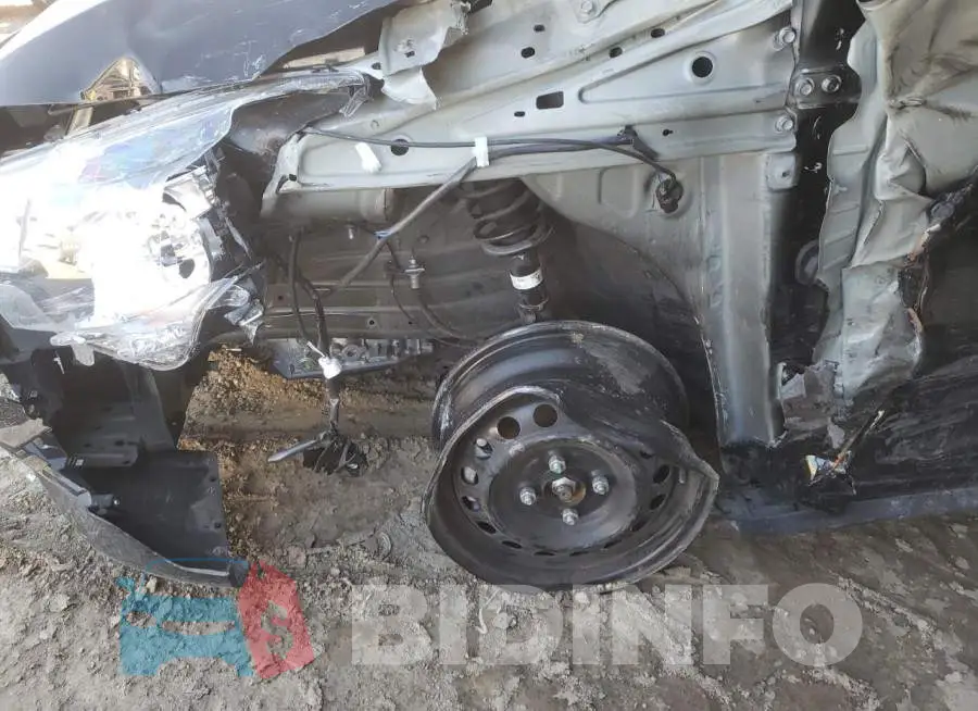 ML32FUFJ4NHF01132 Photo# 9