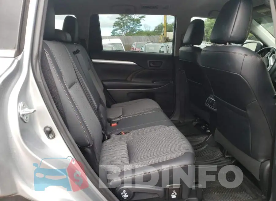 5TDZKRFH8GS166079 Photo# 6