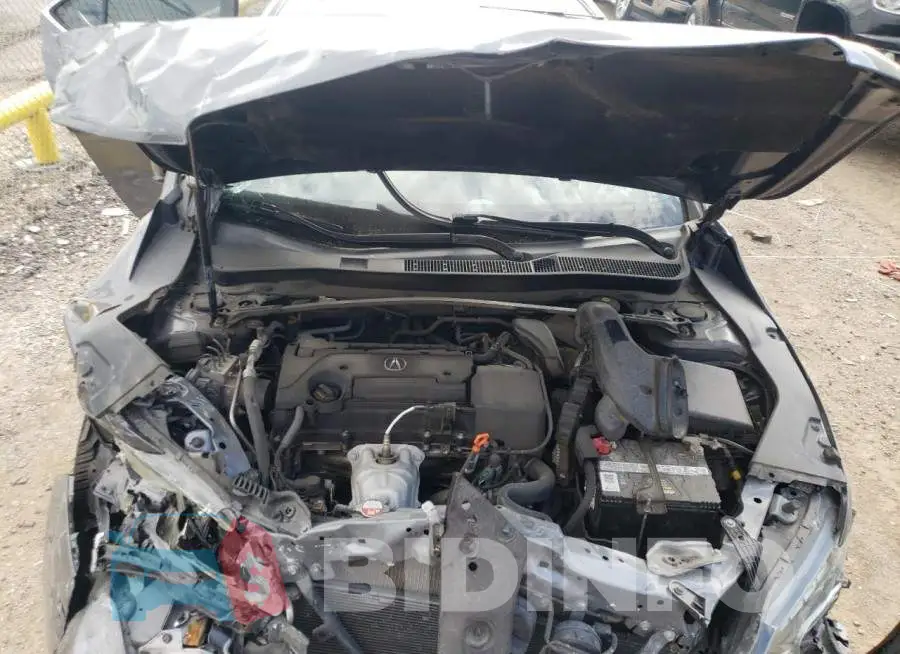 19UUB1F38HA007790 Photo# 7