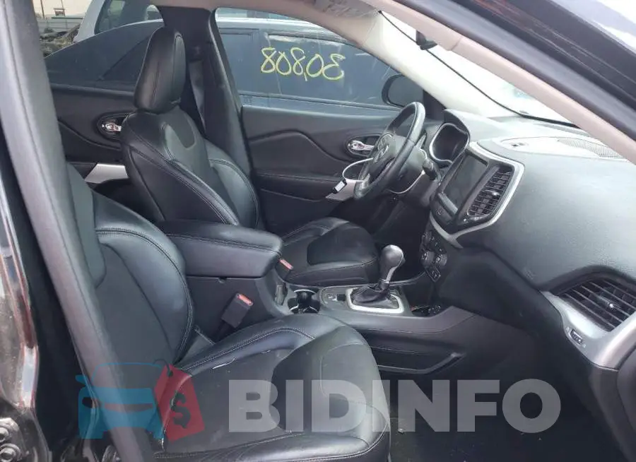 1C4PJLLB0JD511583 Photo# 5