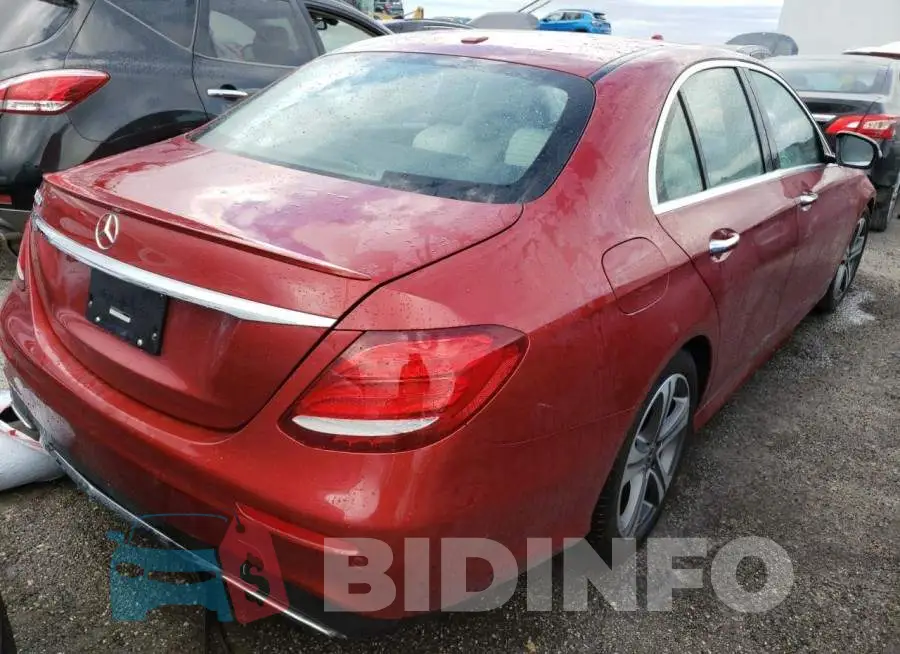 WDDZF4JB7KA688160 Photo# 4