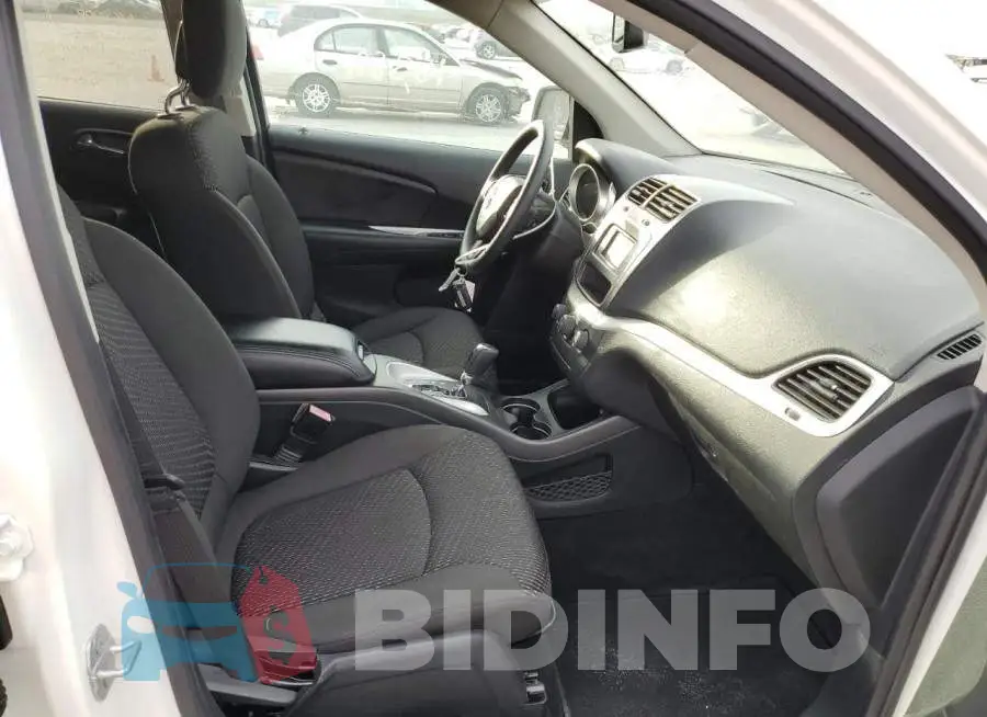 3C4PDCAB9LT275555 Photo# 5