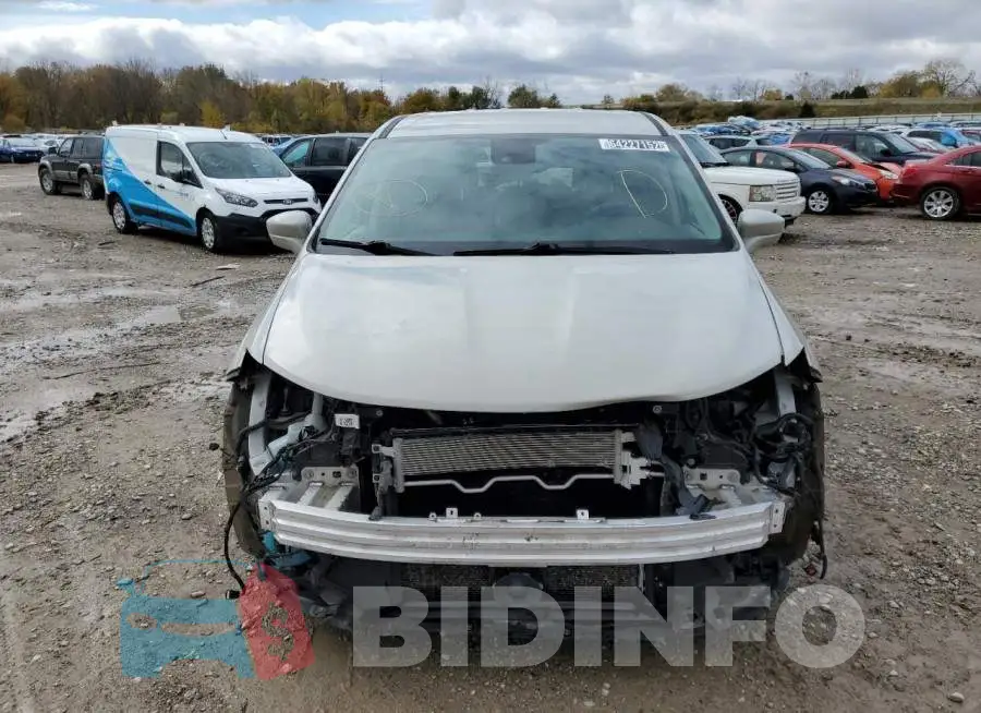 2C4RC1FGXLR216117 Photo# 5
