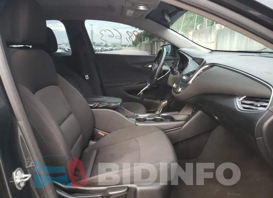 1G1ZD5ST9JF146940 Photo# 5
