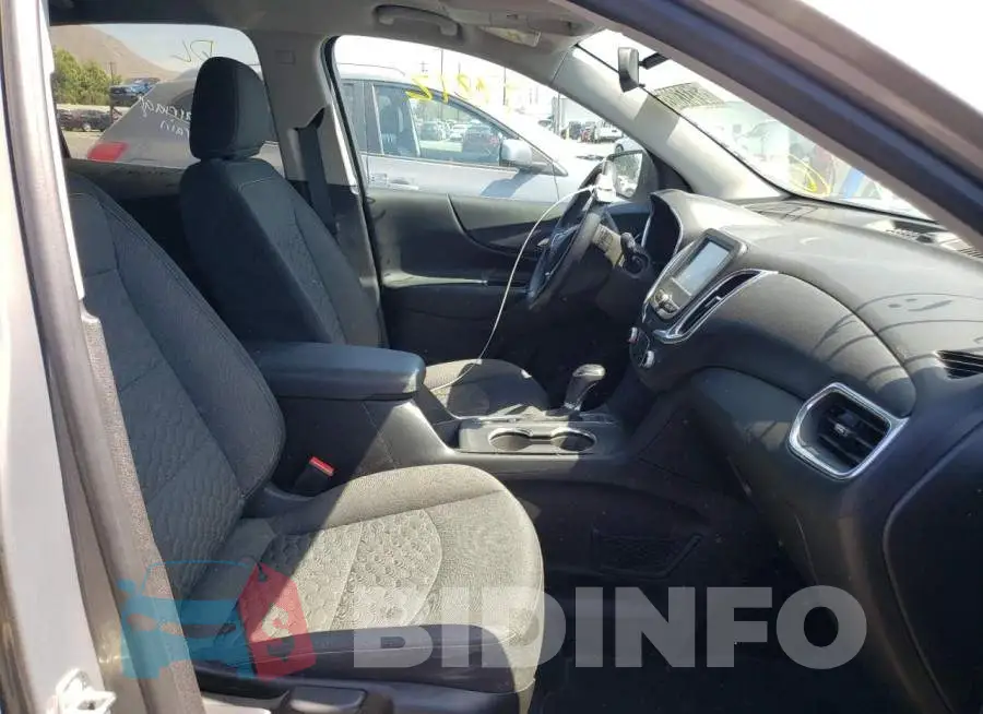 3GNAXTEX7JS555472 Photo# 5