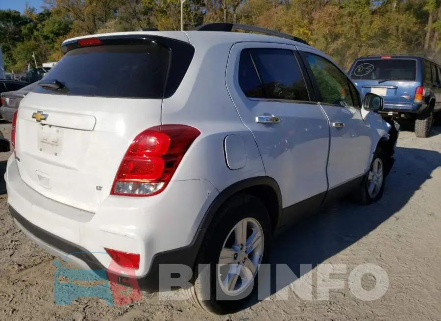 KL7CJLSB4JB726554 Photo# 4