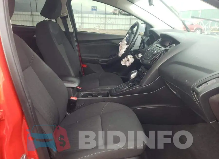 1FADP3F22GL380108 Photo# 5