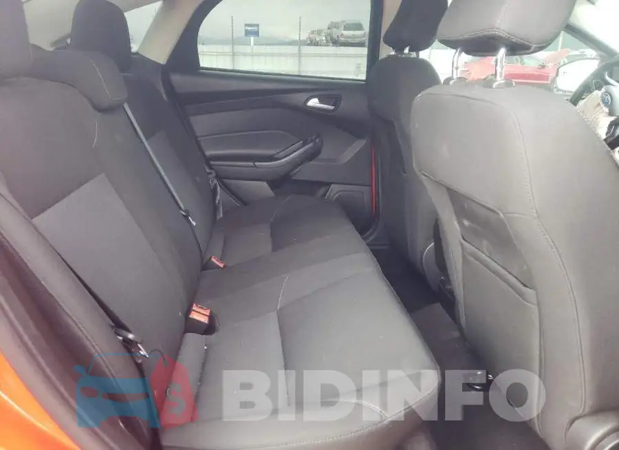 1FADP3F22GL380108 Photo# 6