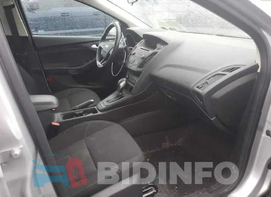 1FADP3F24HL227151 Photo# 5